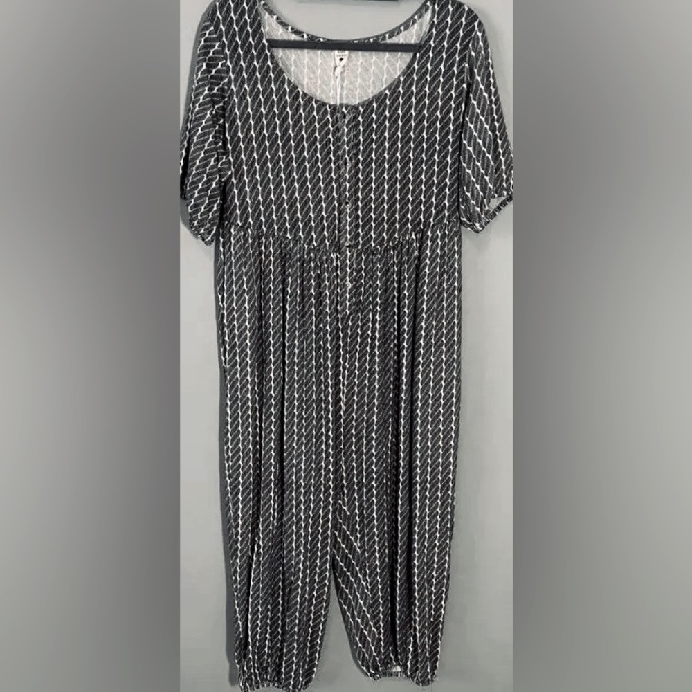 NWT KQ jumpsuit